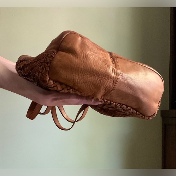 Vintage Woven Leather Purse, Perfectly Distressed and Well-Worn - Picture 5 of 14